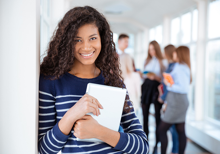 College-Application-Review-Program-student